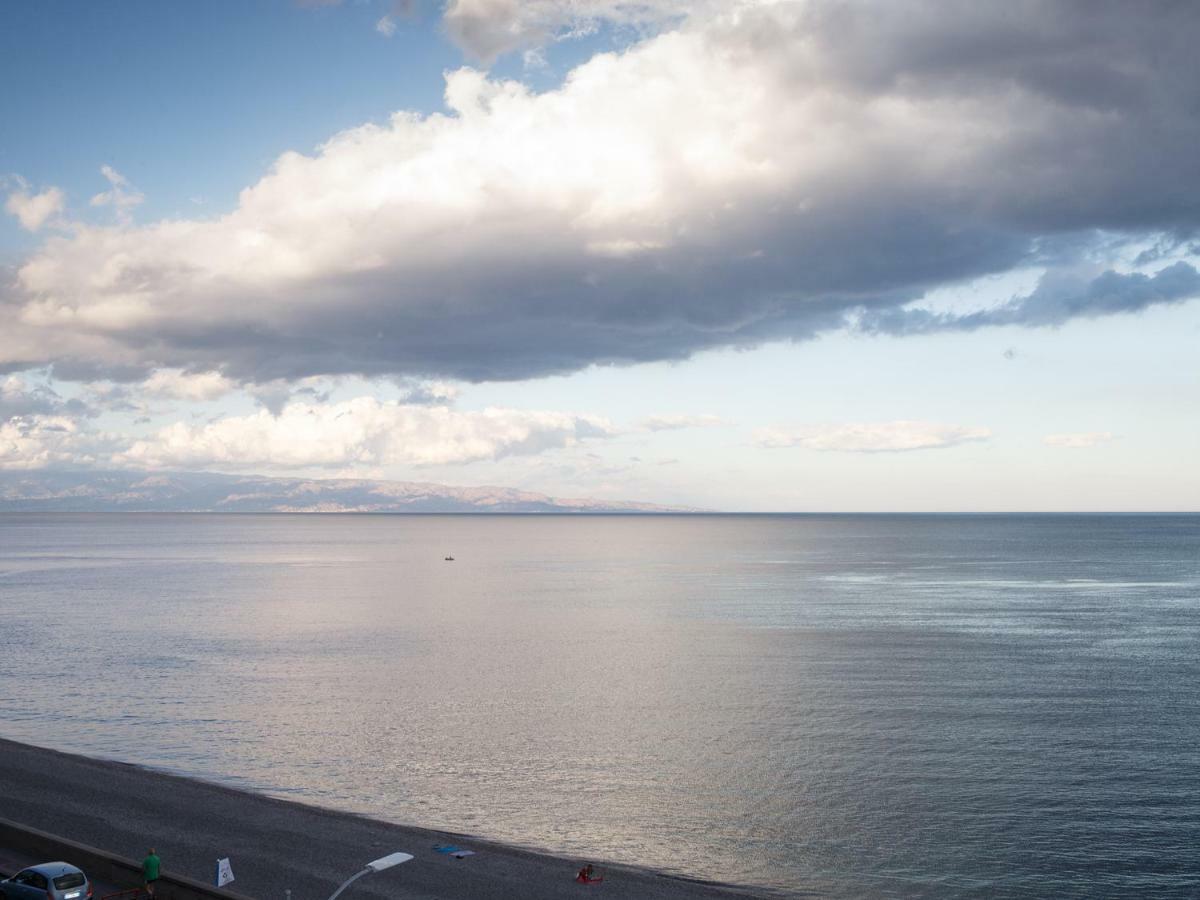 Marina Di Savoca Appartement Santa Teresa Di Riva Buitenkant foto