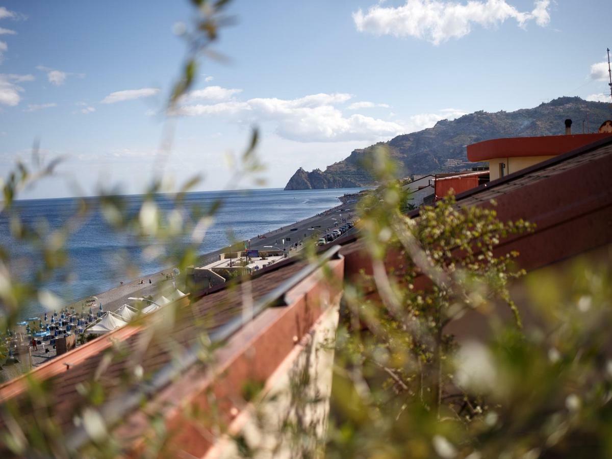 Marina Di Savoca Appartement Santa Teresa Di Riva Buitenkant foto