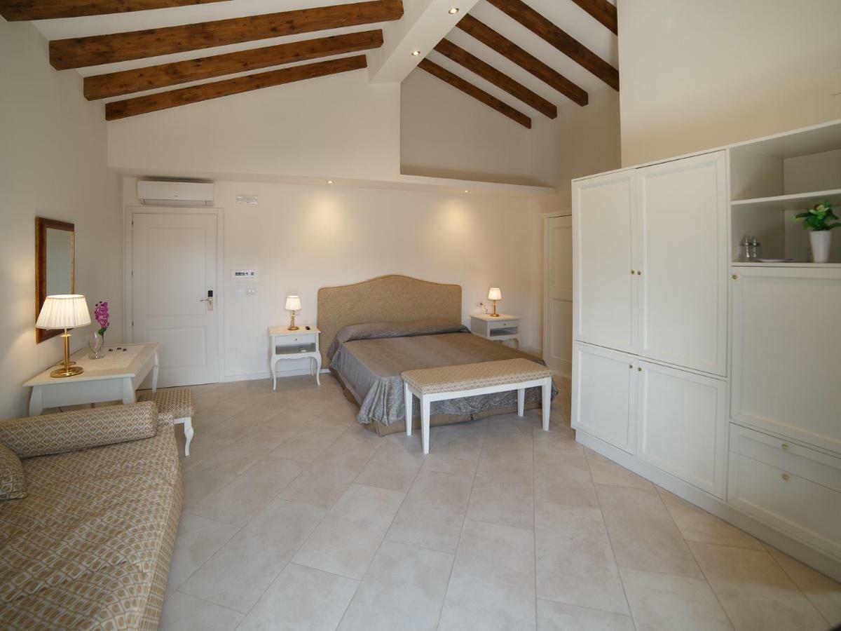 Marina Di Savoca Appartement Santa Teresa Di Riva Buitenkant foto