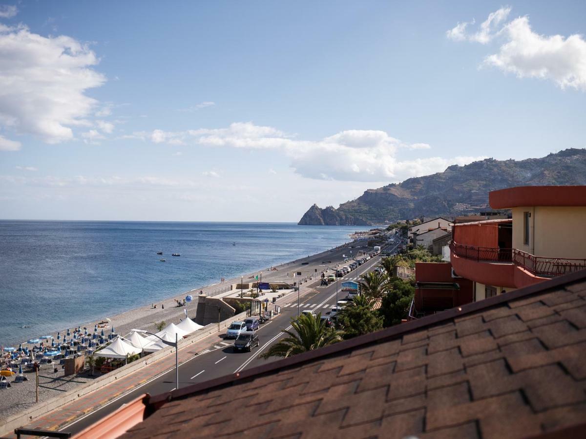 Marina Di Savoca Appartement Santa Teresa Di Riva Buitenkant foto