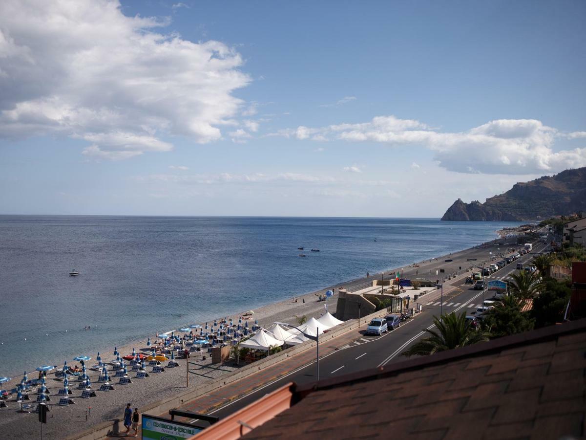 Marina Di Savoca Appartement Santa Teresa Di Riva Buitenkant foto
